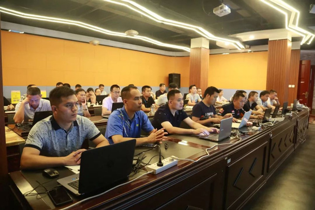 富怡講師講解服裝CAD在服裝制版領(lǐng)域中的應(yīng)用 3.jpg